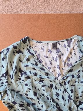 SHEIN Mint and Navy Abstract Wrap Dress